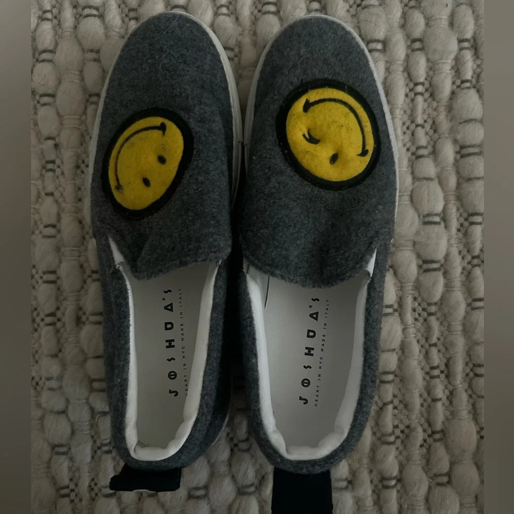 Joshua’s Smiley Slip on Sneaker